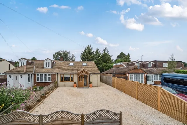 Photo 2 — Chiswell Green Lane St Albans AL2