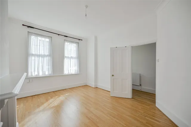 Sirdar Road, London, N22, photo 3