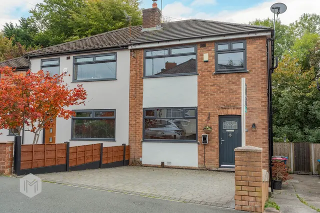 Ringlow Park Road, Swinton, Manchester, M27 0HA, photo 1