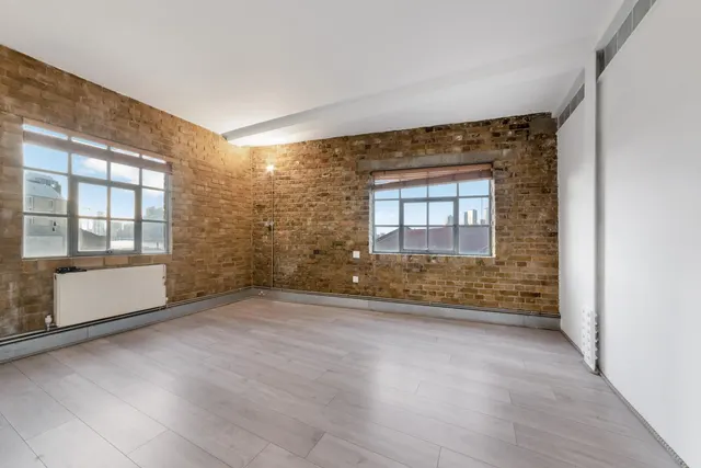 Orchard Place, London, E14, photo 1