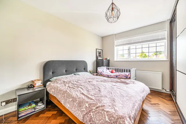 Henley Gardens, Pinner, HA5, photo 3
