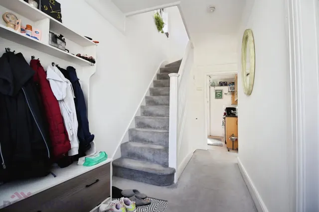 Totteridge Road, High Wycombe, HP13, photo 2