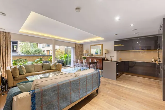 Farm Lane, Fulham, SW6, photo 2