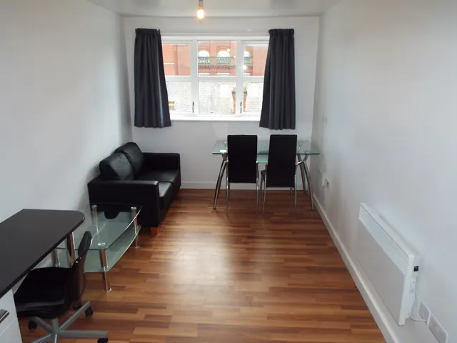 Erskine Street, LE1, photo 1