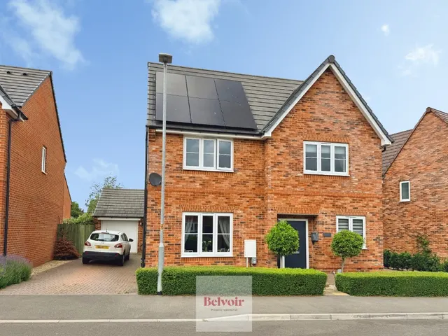 Enstone Way, Evesham, WR11, photo 1