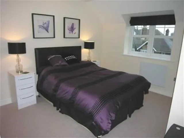 St Leonards Place, Stafford, ST17, photo 3
