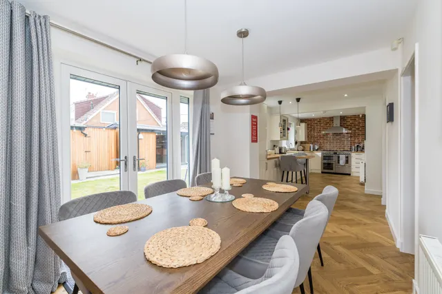 Ravenswood Avenue, Winstanley, WN3, photo 3