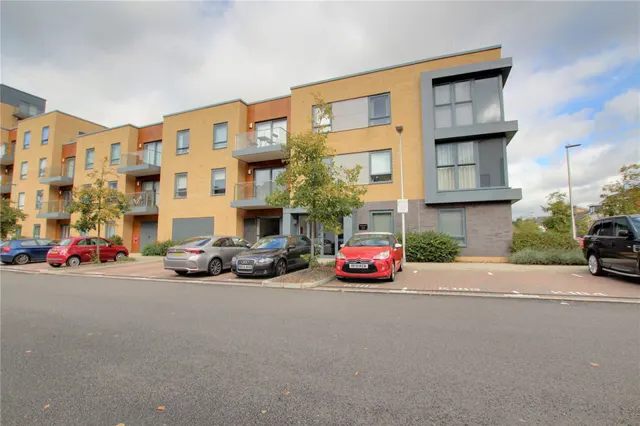 Drake Way, Reading, RG2, photo 1
