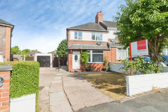 Heath Avenue, Newcastle, Staffordshire, ST5, photo 1
