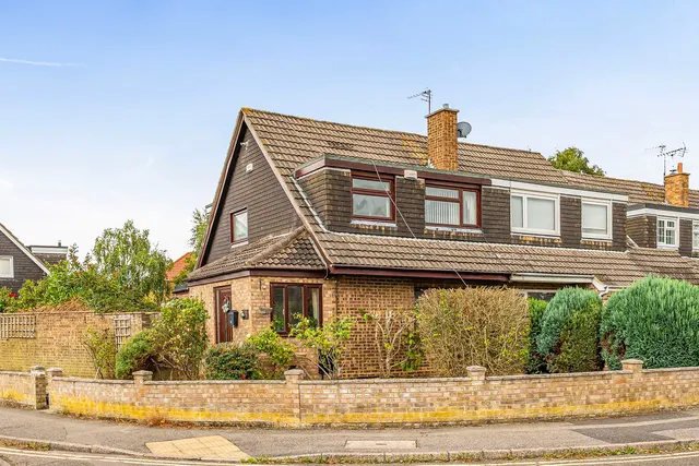 Celina Close, Bletchley, MK2, photo 1