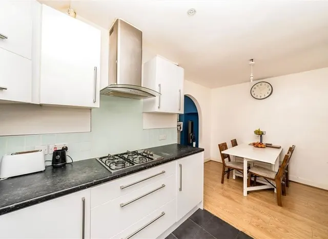 Westdean Avenue, Lee, SE12, photo 3