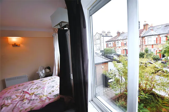 Mayday Road, Thornton Heath, CR7, photo 3