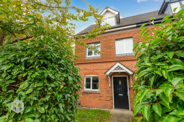 Rylands Drive, Warrington, WA2, photo 1
