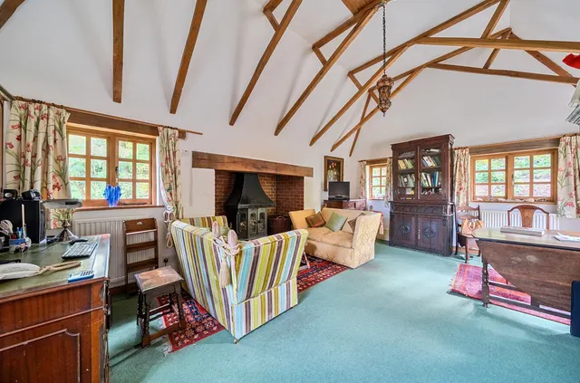 Copyhold Lane, Lindfield, RH16, photo 3