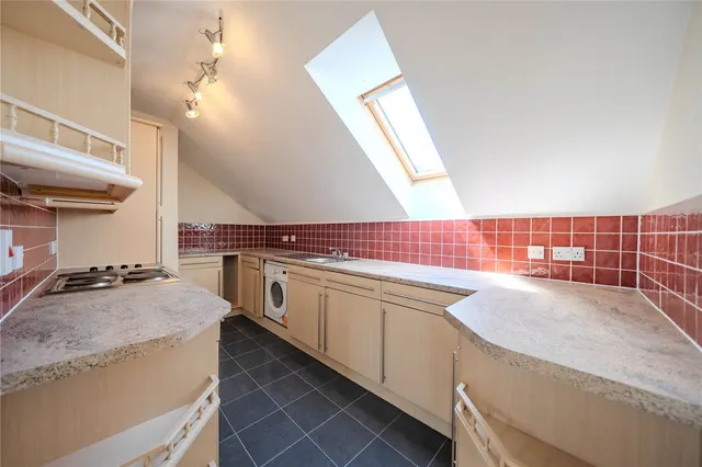 Richardshaw Lane, Pudsey, LS28, photo 3
