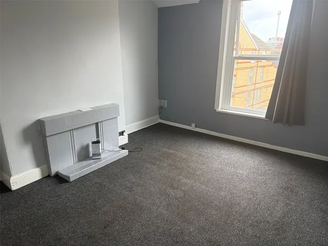 River Street, Rhyl, Clwyd, LL18 1PT, photo 1