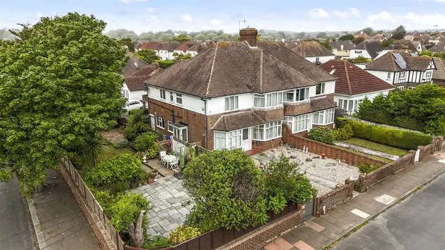 Sea Place, Goring-By-Sea, Worthing, photo 1