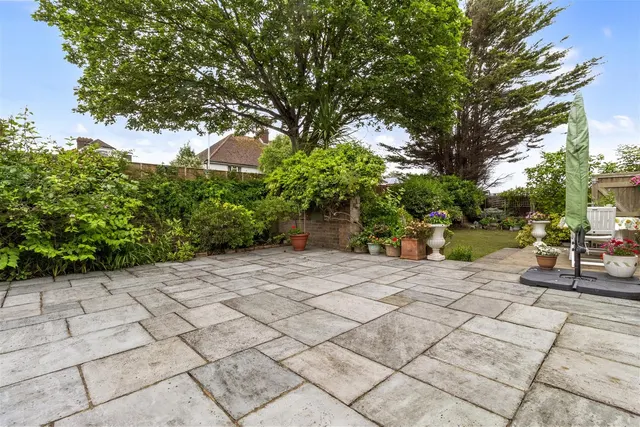 Photo 3 — Sea Place, Goring-By-Sea, Worthing