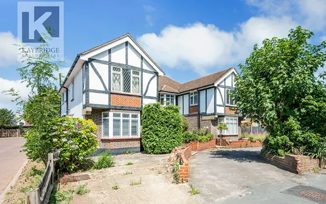 London Road, Ewell, KT17, photo 1