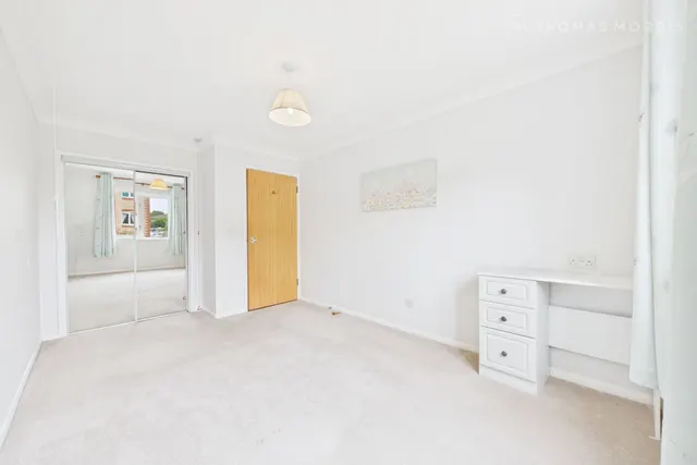 Old Market Court, St. Neots, PE19, photo 3