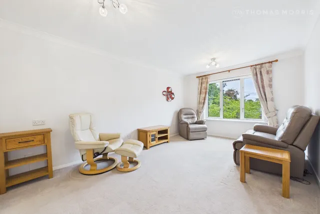 Old Market Court, St. Neots, PE19, photo 2