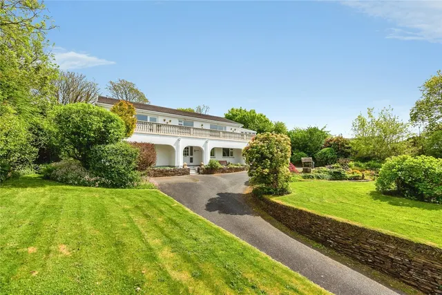 Trevia, Camelford, PL32, photo 1