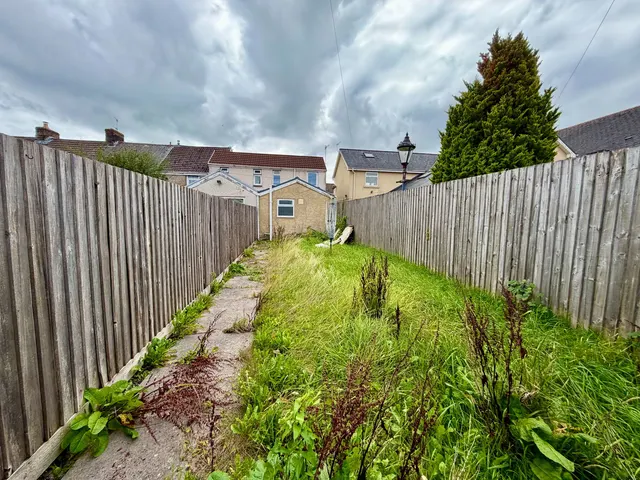 High Street, Nelson, CF46, photo 3