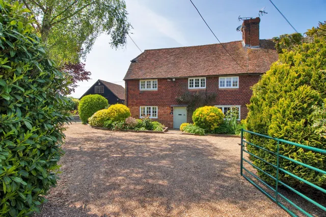 Workhouse Lane, Sutton Valence, Maidstone, Kent, ME17 3JD, photo 1