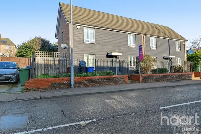 The Rookery, West Thurrock, RM20, photo 1