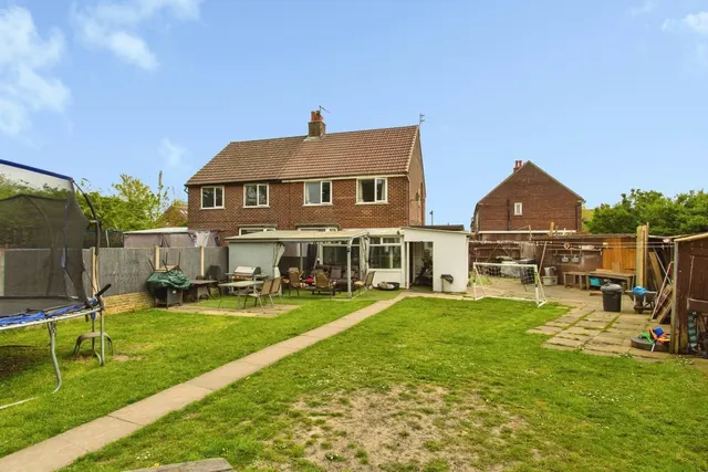Leadale Green, Leyland, PR25, photo 2
