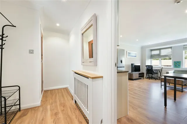 Photo 3 — Albemarle Road, Beckenham, BR3