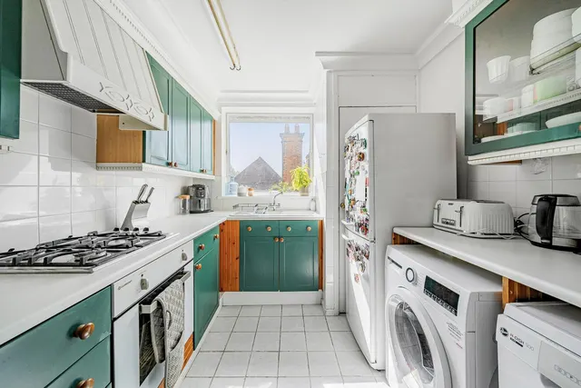 Eton Avenue, Belsize Park, NW3, photo 3