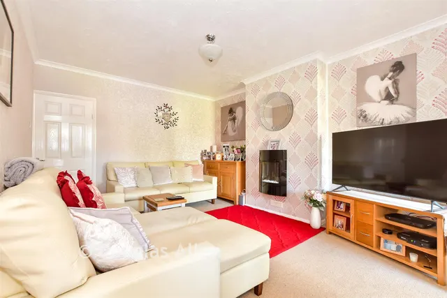 Grange Road, Brock Hilll, SS11, photo 3