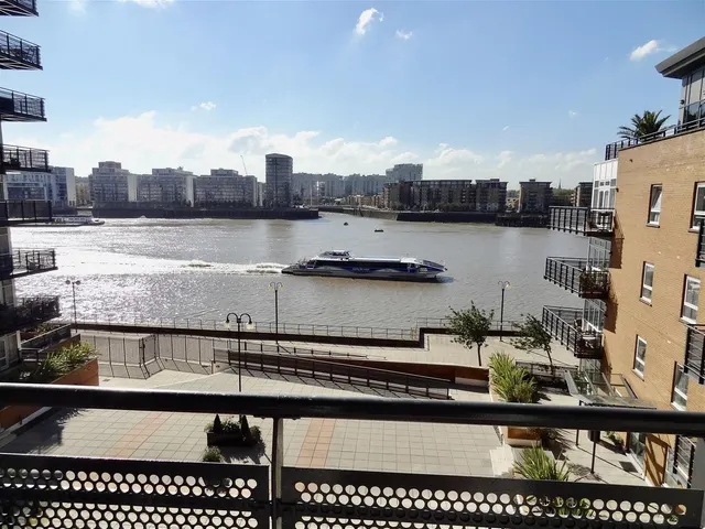 Langbourne Place, Westferry Road, London, photo 1