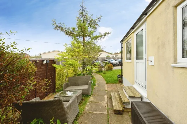 Boxhill Road, Tadworth, KT20, photo 3