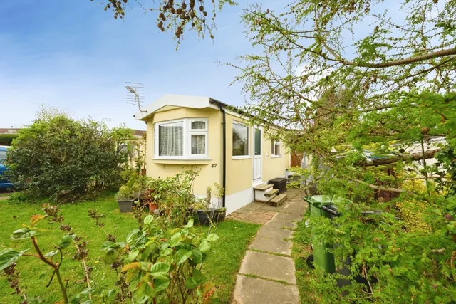 Boxhill Road, Tadworth, KT20, photo 2