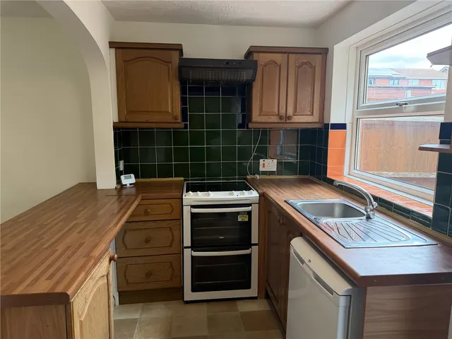 Photo 3 — Shedfield Way, East Hunsbury, Northampton, NN4