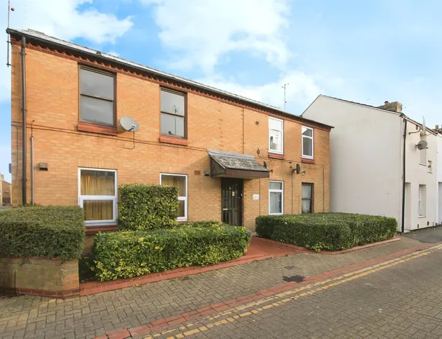 Whalley Street, Peterborough, PE1, photo 1