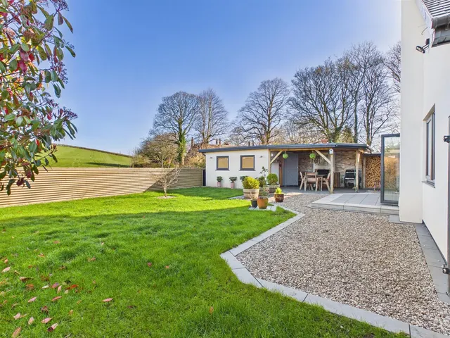 Aysgarth Drive, Lancaster, LA1, photo 2