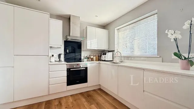 Violet Close, Bognor Regis, PO21, photo 2