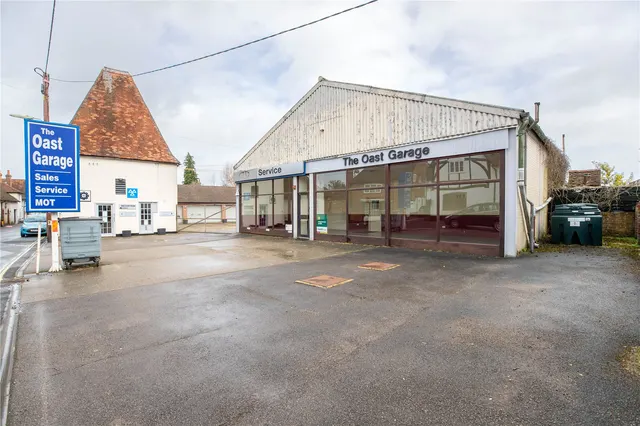 King Street, Odiham, Hampshire, RG29 1NQ, photo 1