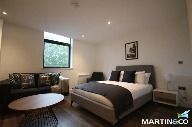 High Street, Harborne, B17, photo 3