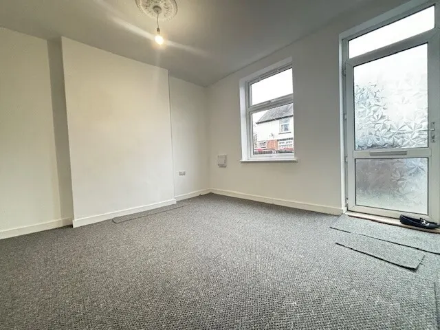 Marlborough Road, Kirkby-In-Ashfield, NG17, photo 3