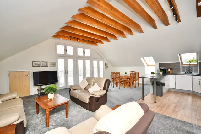 Photo 3 — Flat 14, 111 Portland Street, Troon, KA10 6QN
