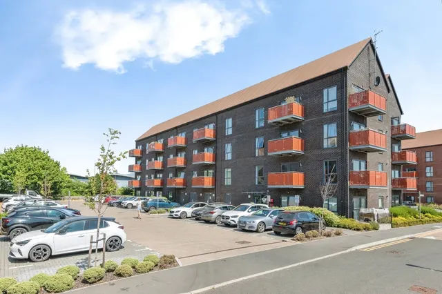 Buttermere Way, West Thurrock, RM20, photo 1