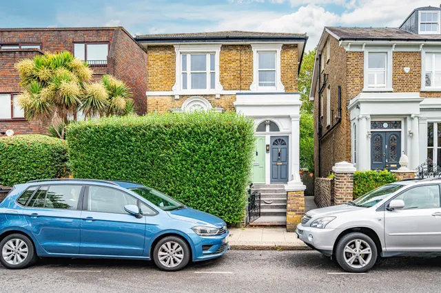Flat 1, 30 West End Lane, London, photo 1