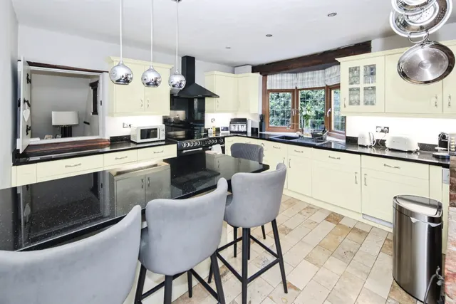 Windmill Lane, Balsall Common, CV7, photo 2