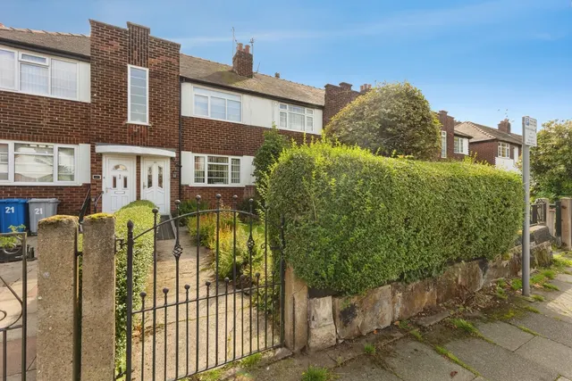 Friars Road, Sale, Greater Manchester, M33, photo 1
