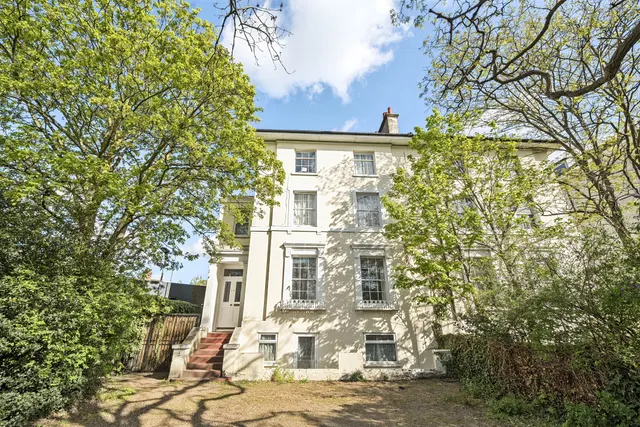 Flat 2, 39 Shooters Hill Road, London, photo 1