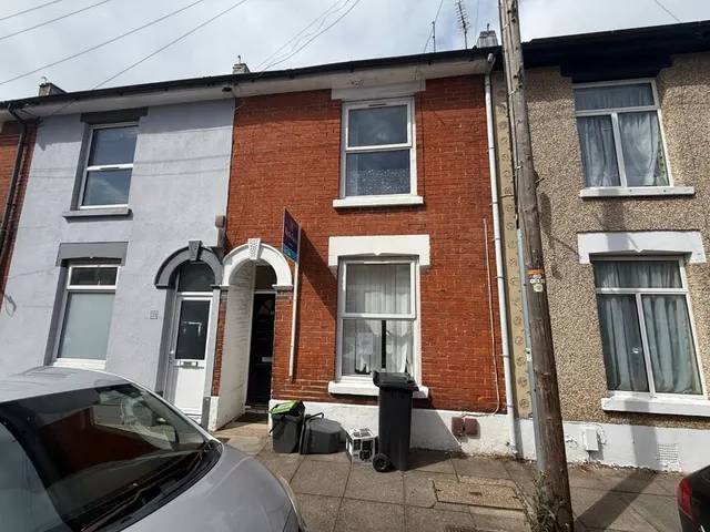 Percy Road, Southsea, Hampshire, PO4, photo 1